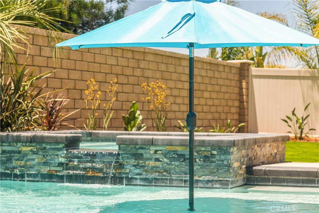 35389 Laurel Tree Court