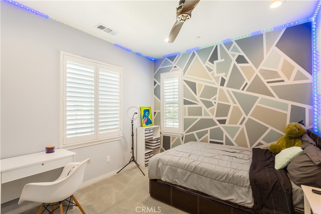 35389 Laurel Tree Court