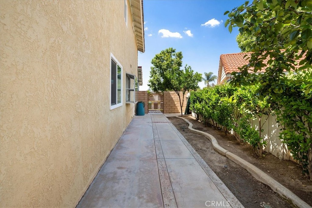 9049 Canyon Shadows Place