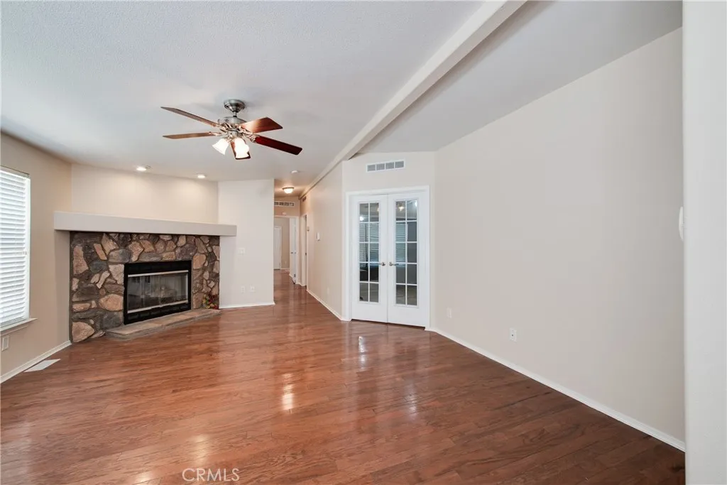 160 San Carlos Drive
