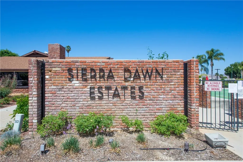 160 San Carlos Drive