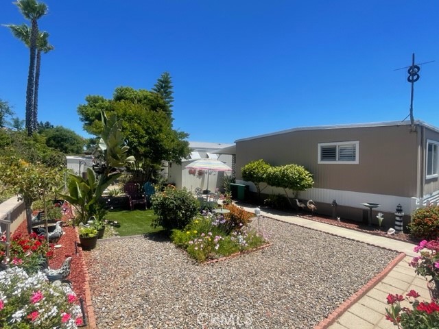 1120 Mission Road 64