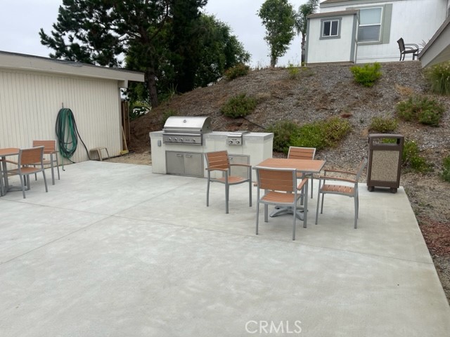 1120 Mission Road 64