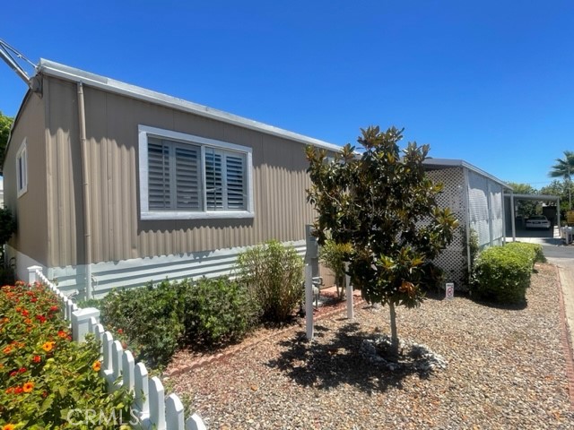 1120 Mission Road 64