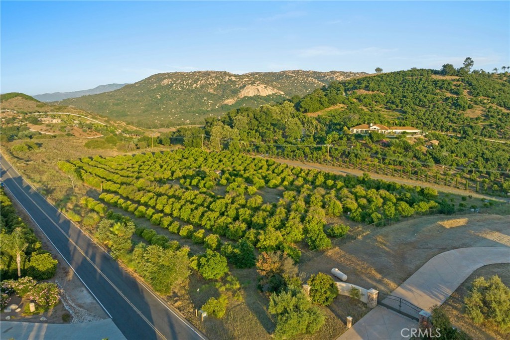 13 Via Santa Rosa