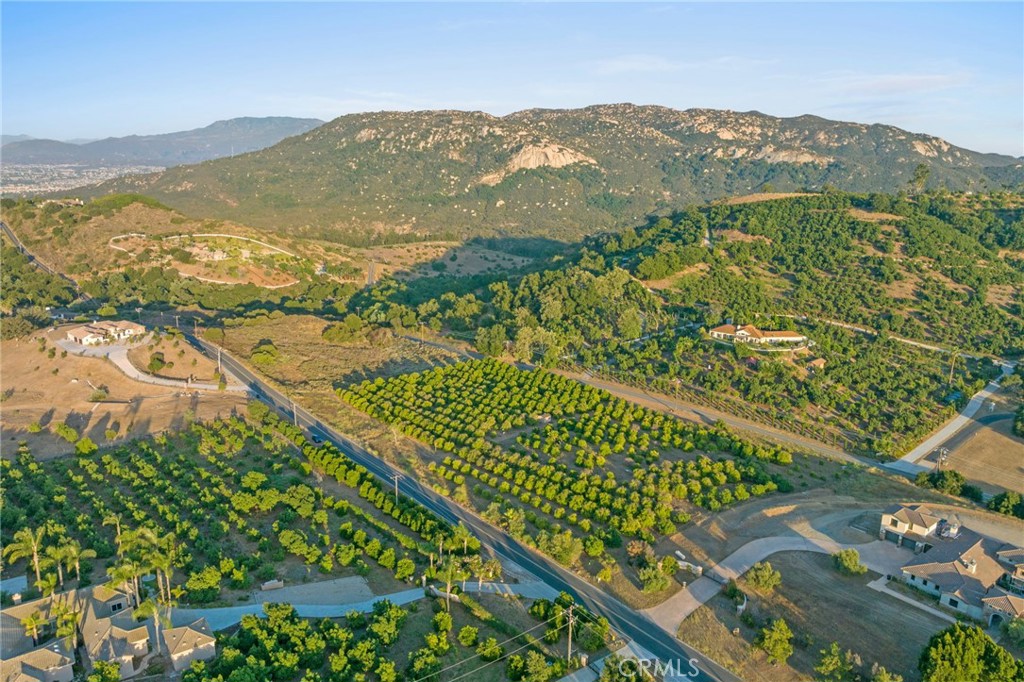 13 Via Santa Rosa