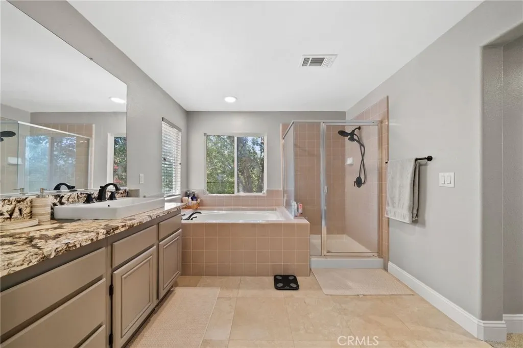 23887 Cloverleaf Way