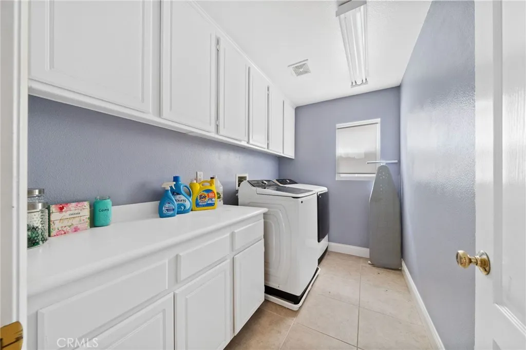 23887 Cloverleaf Way