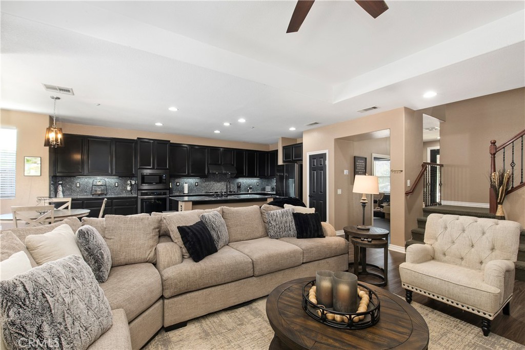 41013 Seafoam Circle