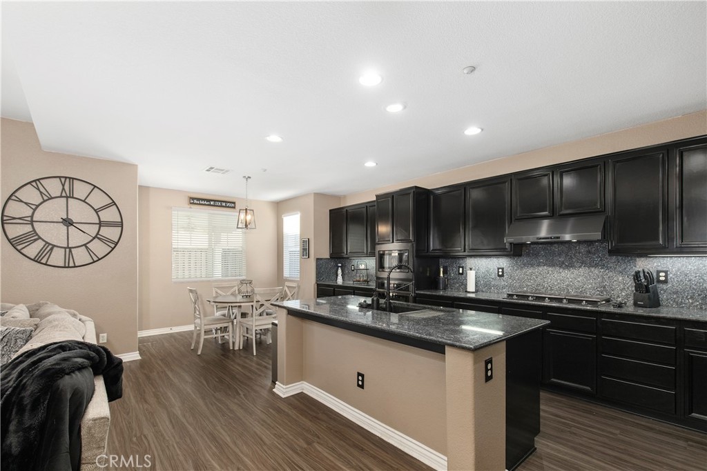 41013 Seafoam Circle