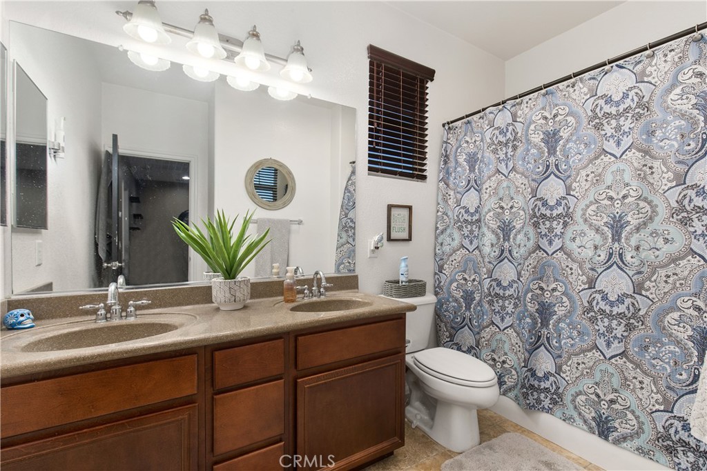 41013 Seafoam Circle