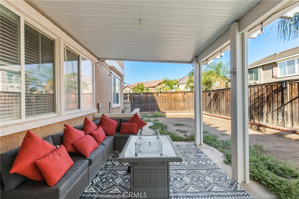 41013 Seafoam Circle