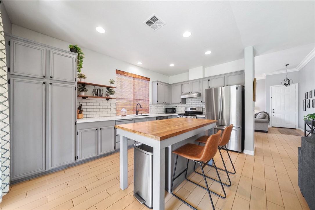 40536 Angelica Drive