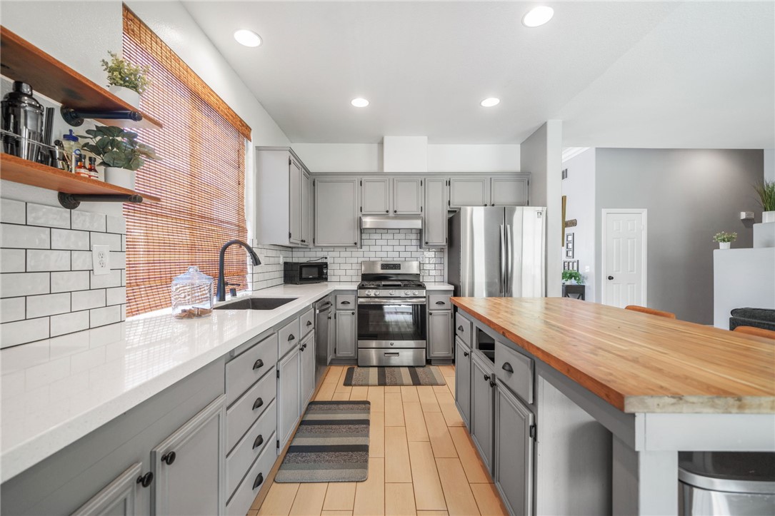 40536 Angelica Drive