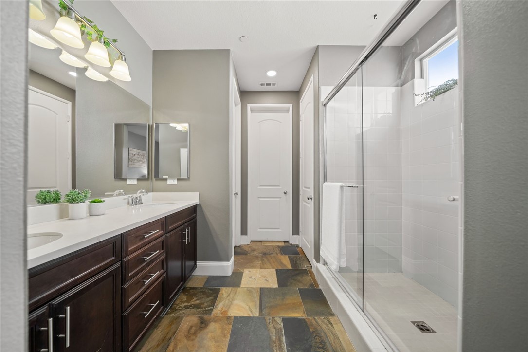 45094 Morgan Heights Road