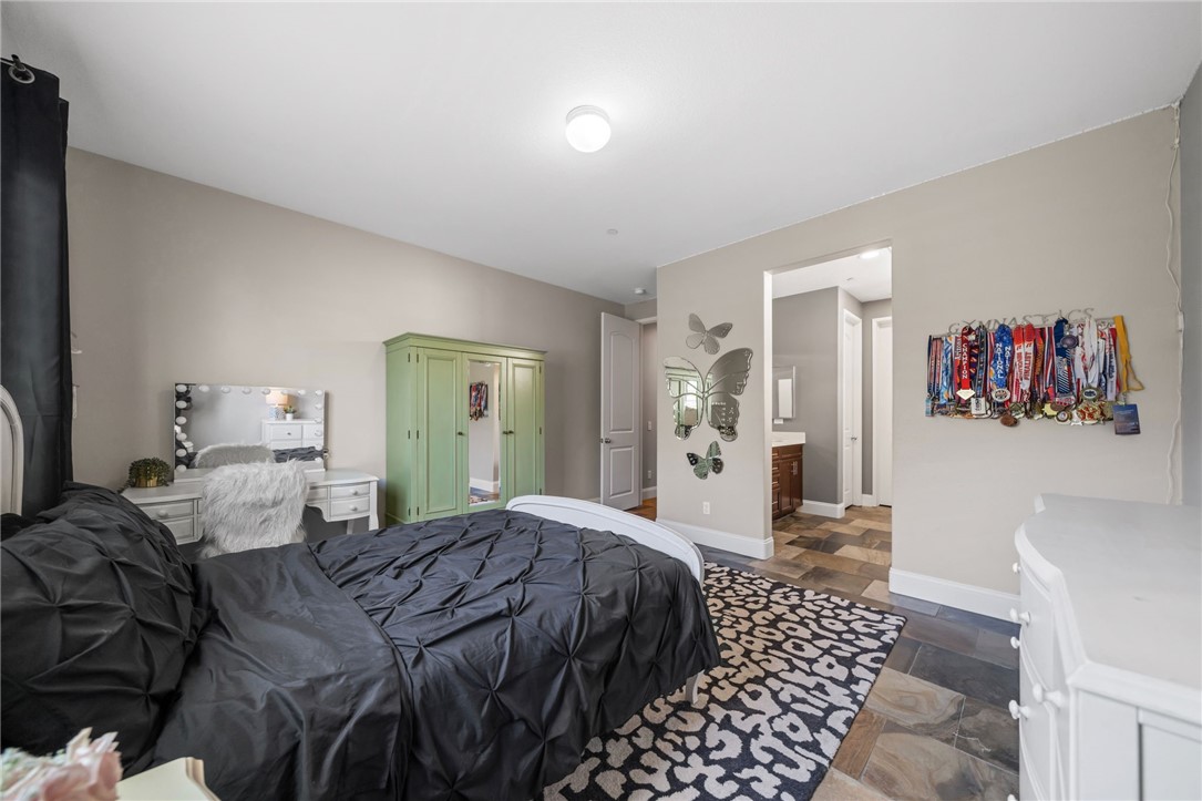 45094 Morgan Heights Road