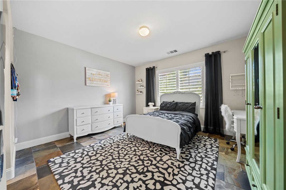 45094 Morgan Heights Road