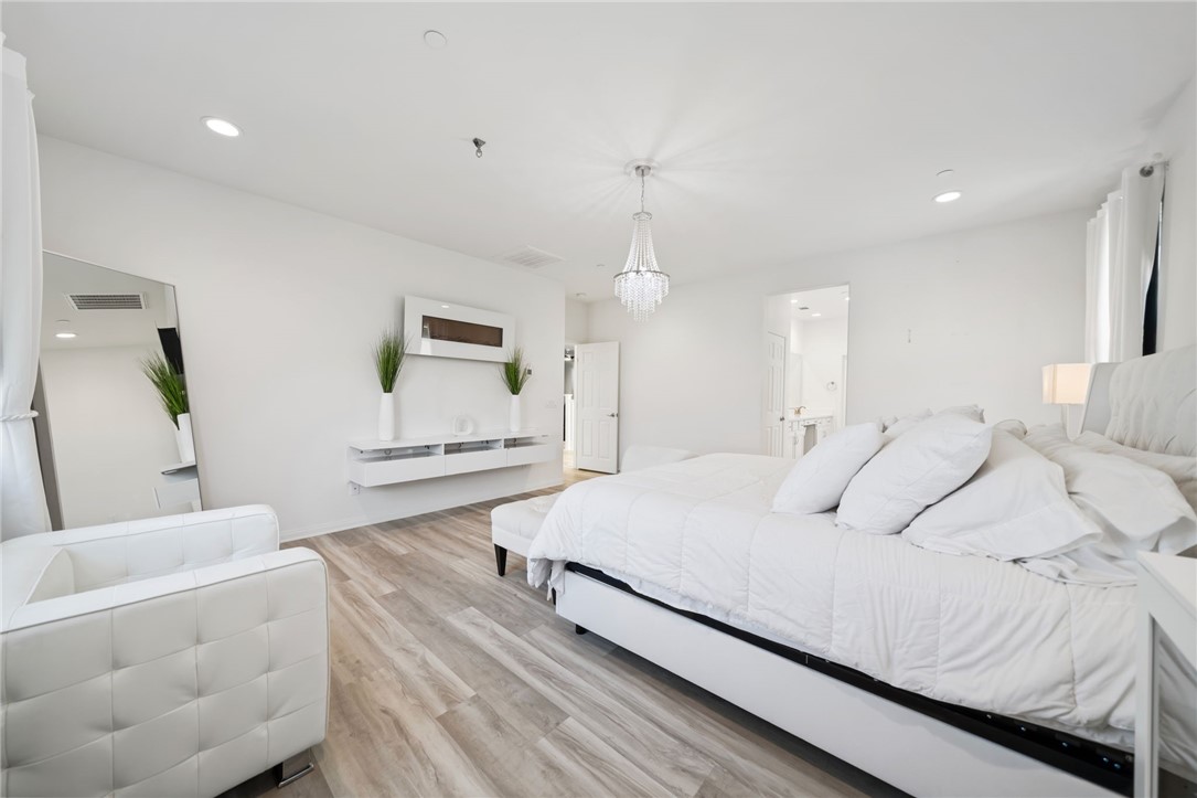 34166 Helenium Street