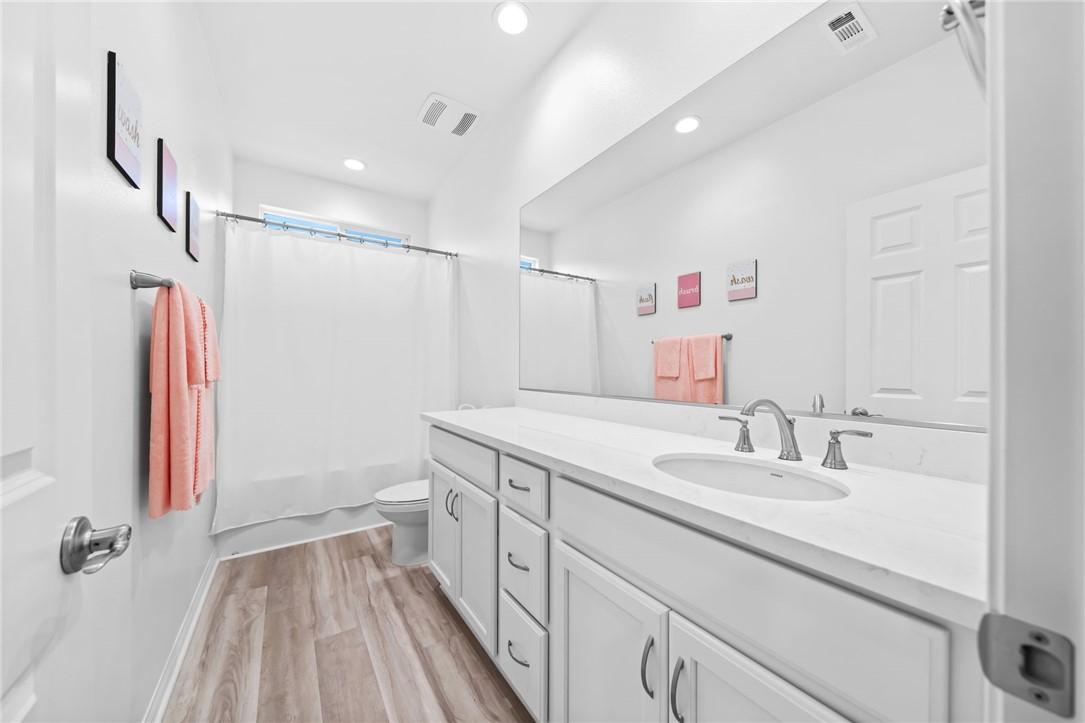 34166 Helenium Street