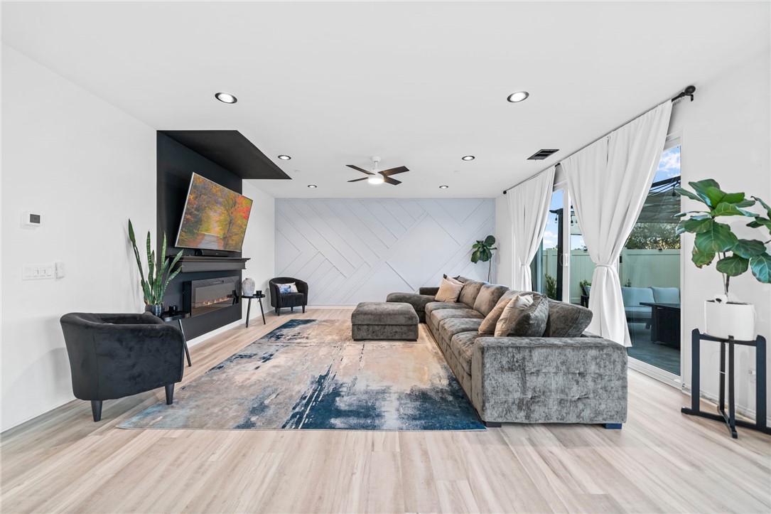 34166 Helenium Street