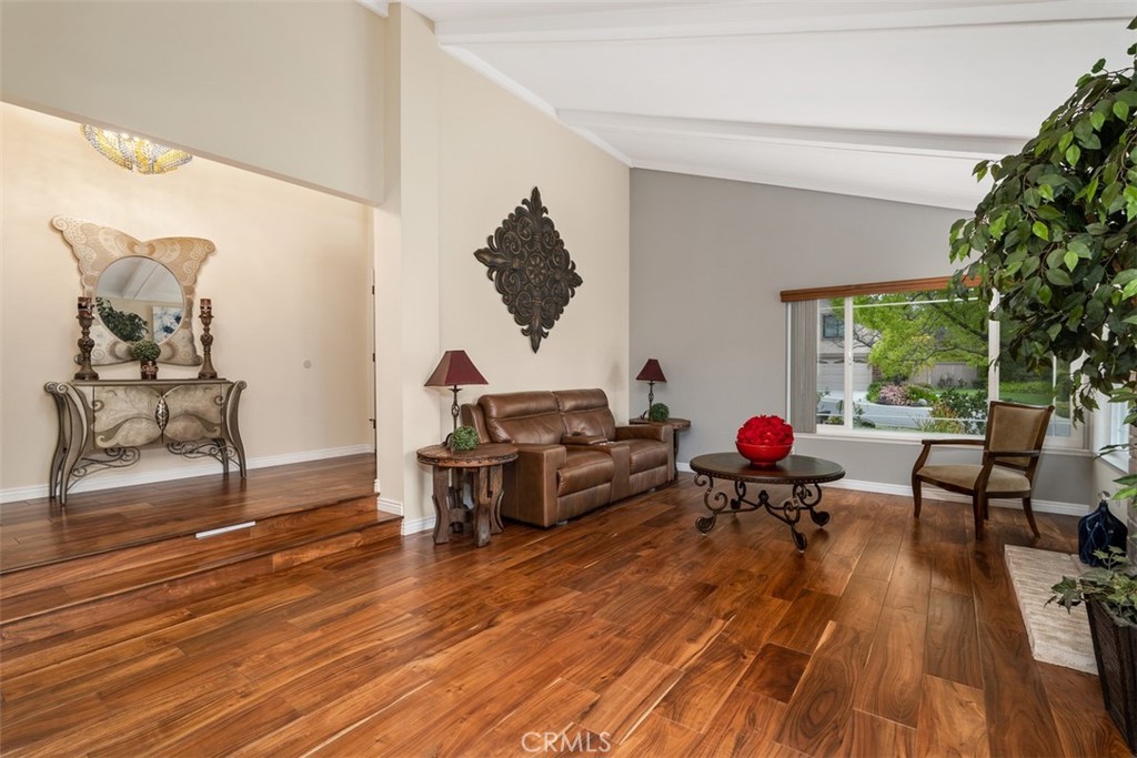 3308 Avenida Sierra. Escondido