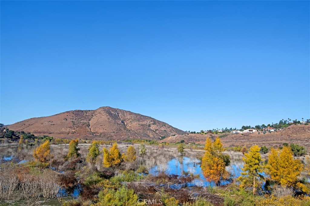 3308 Avenida Sierra. Escondido