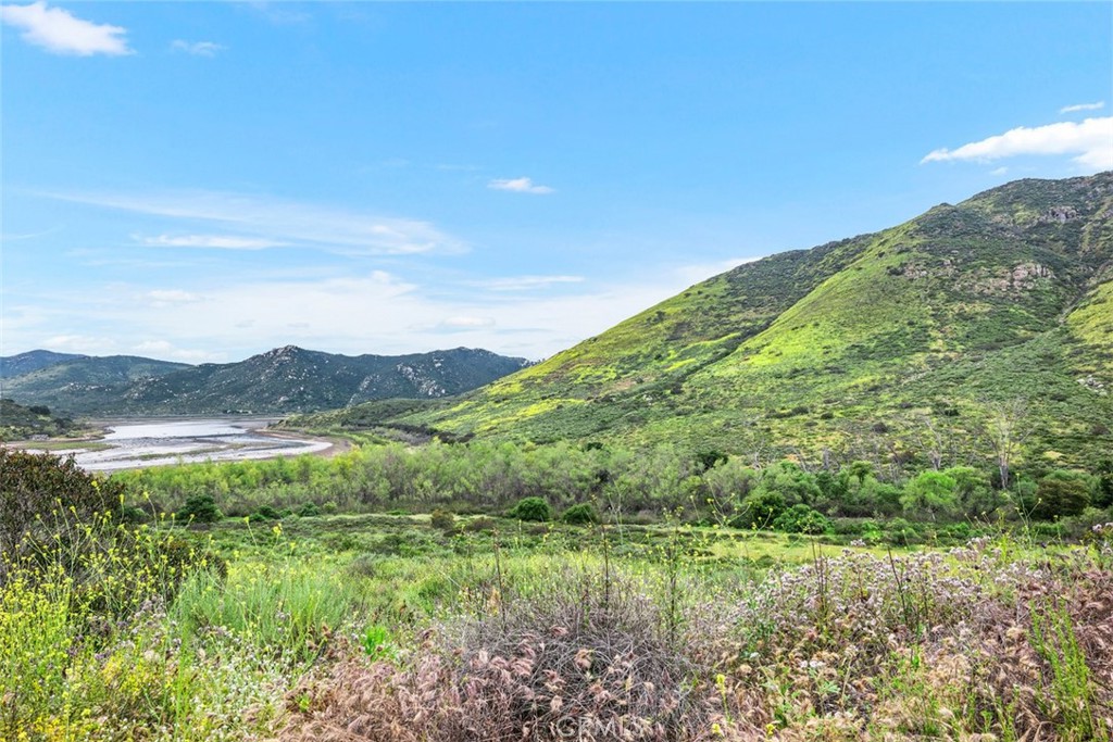 3308 Avenida Sierra. Escondido