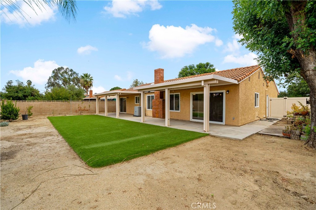857 Sunflower Street