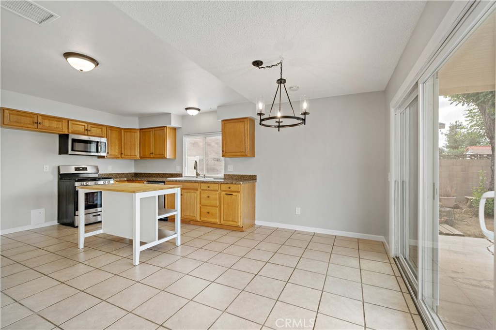 857 Sunflower Street
