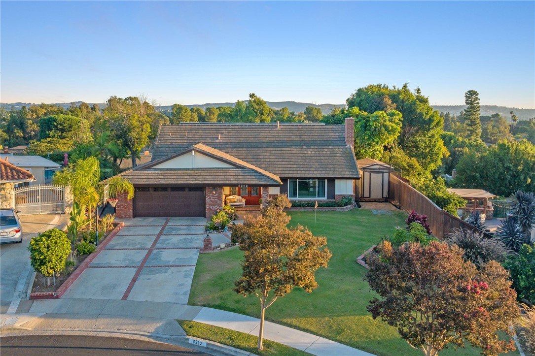 5292 Broken Hill Court