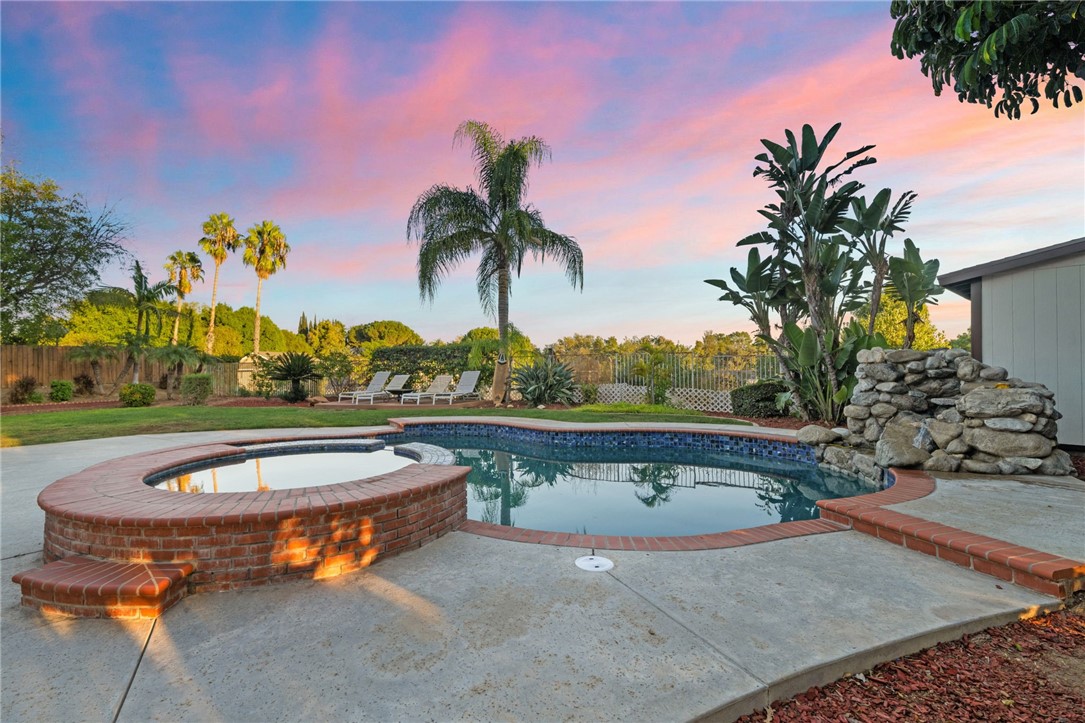5292 Broken Hill Court