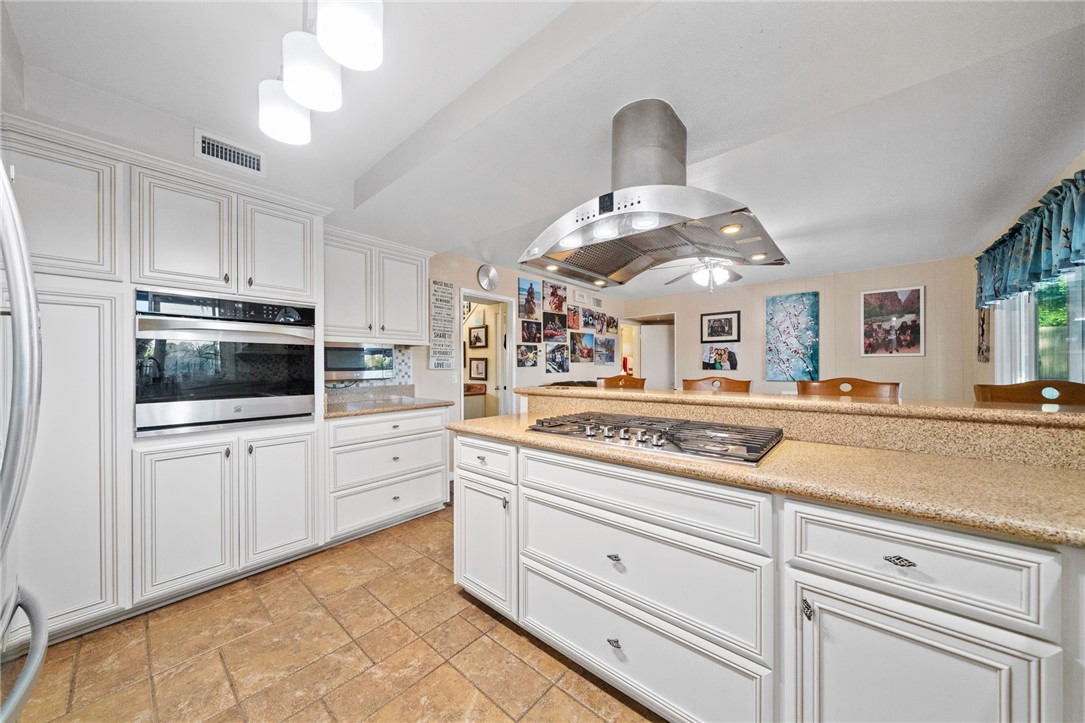 5292 Broken Hill Court