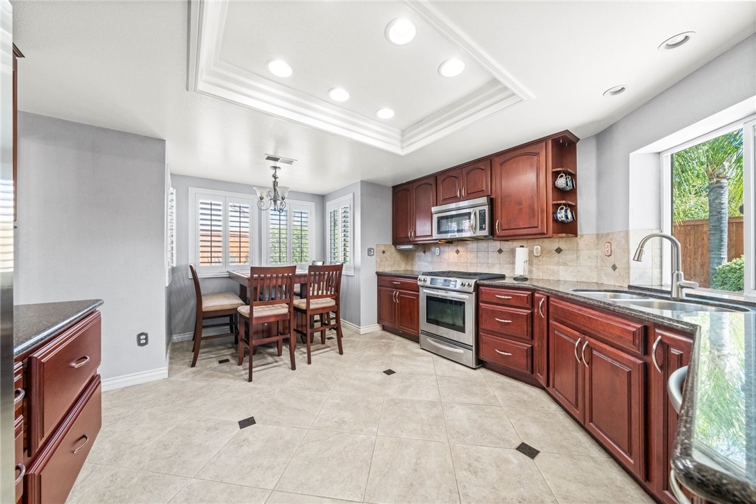 39994 Fairwood Circle