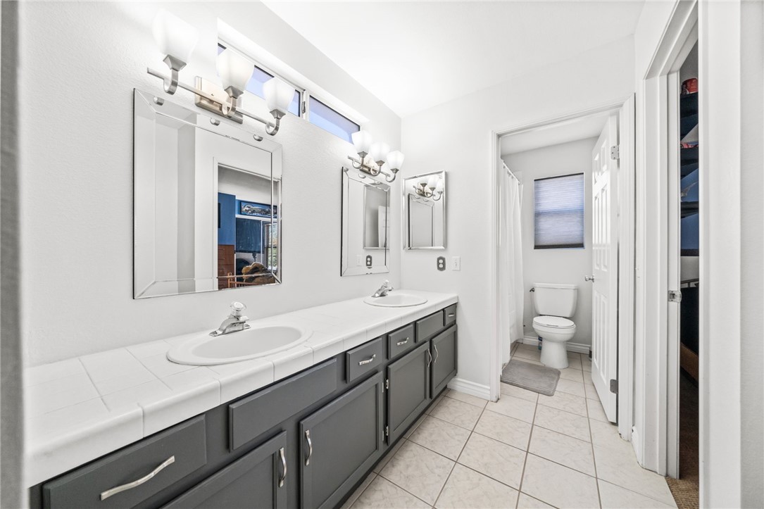 39994 Fairwood Circle