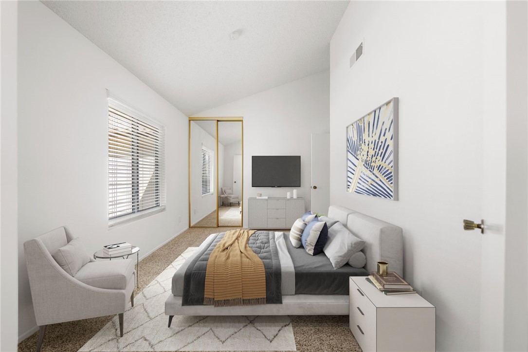 42098 Roanoake Street