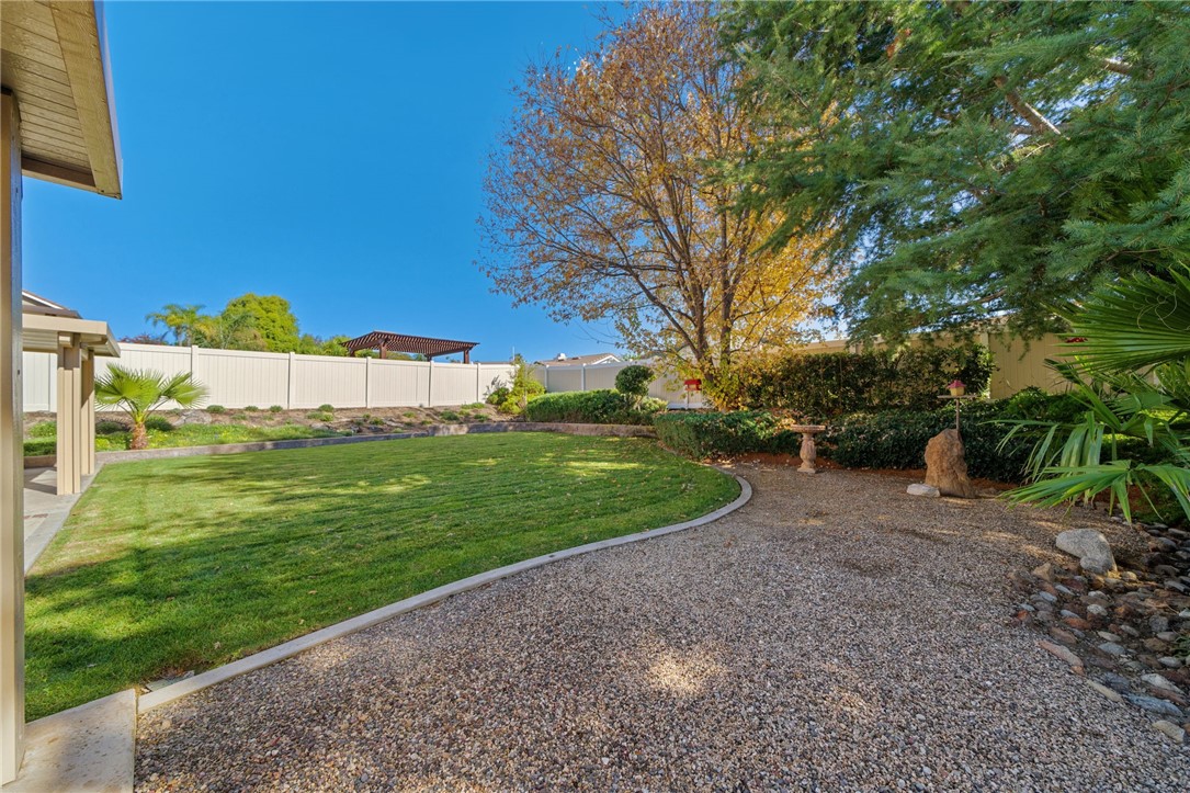 42098 Roanoake Street