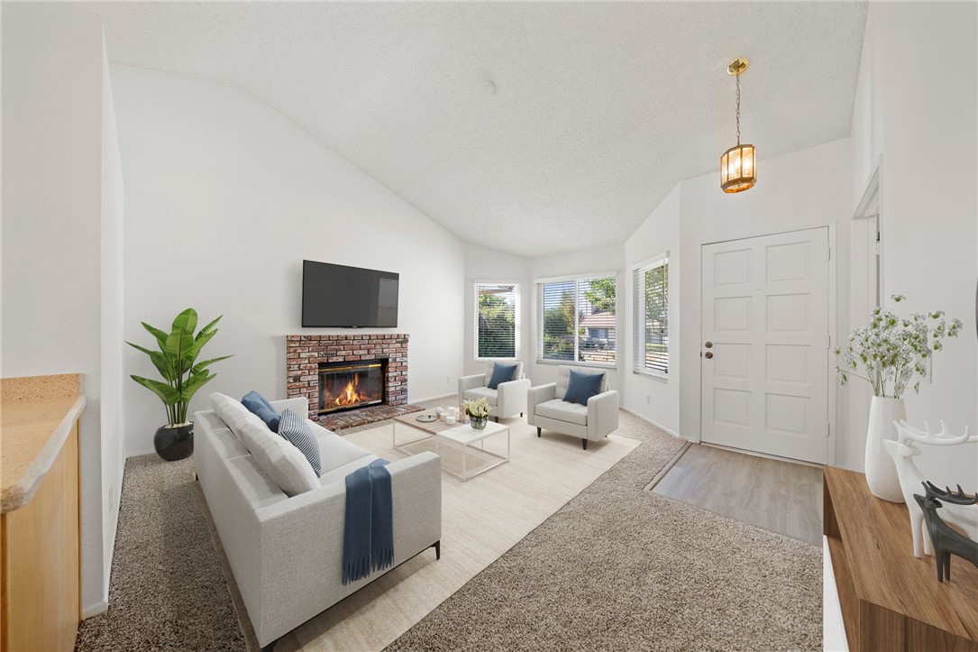 42098 Roanoake Street