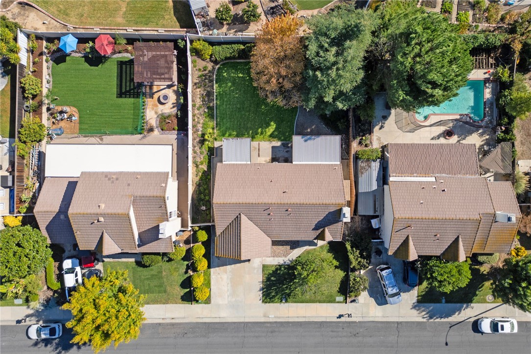 42098 Roanoake Street