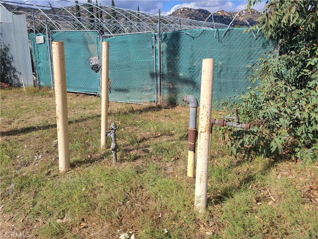 2205 Rainbow Valley Boulevard