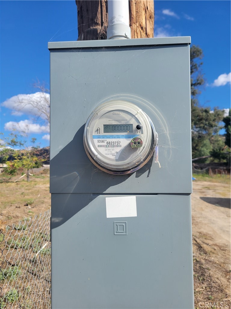 2205 Rainbow Valley Boulevard