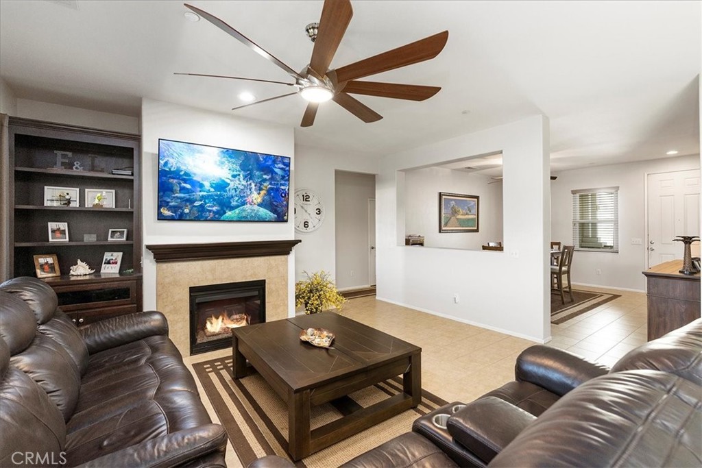 24061 Grafton Avenue