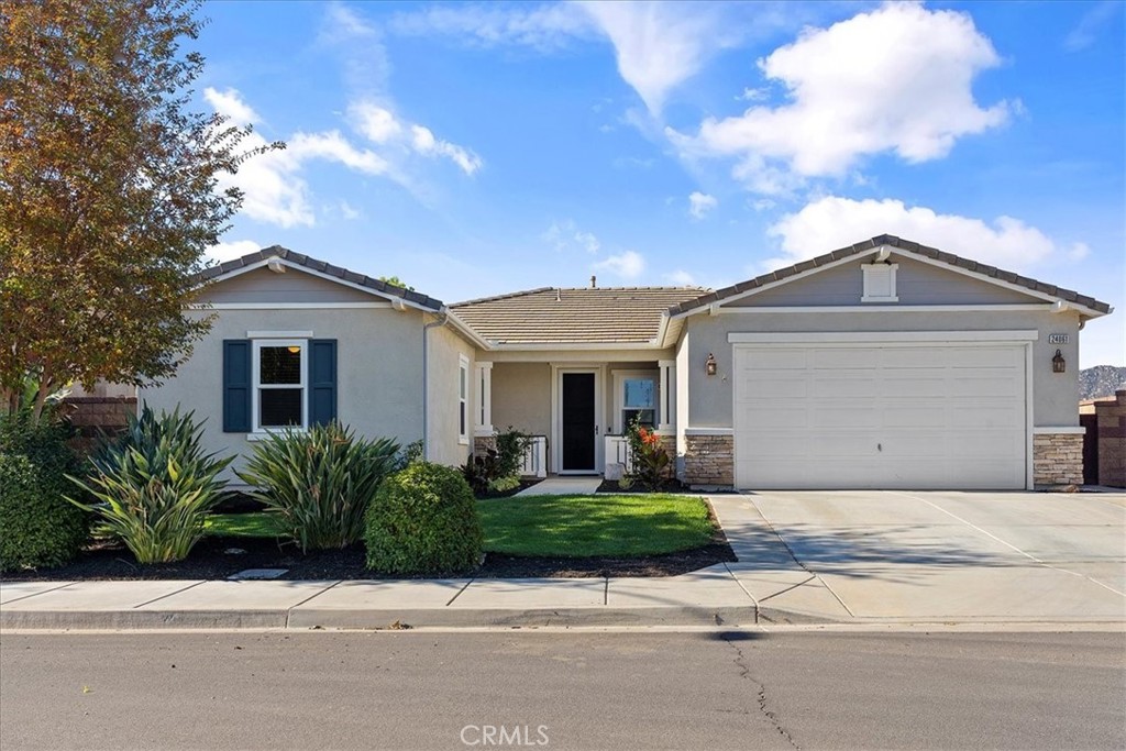 24061 Grafton Avenue