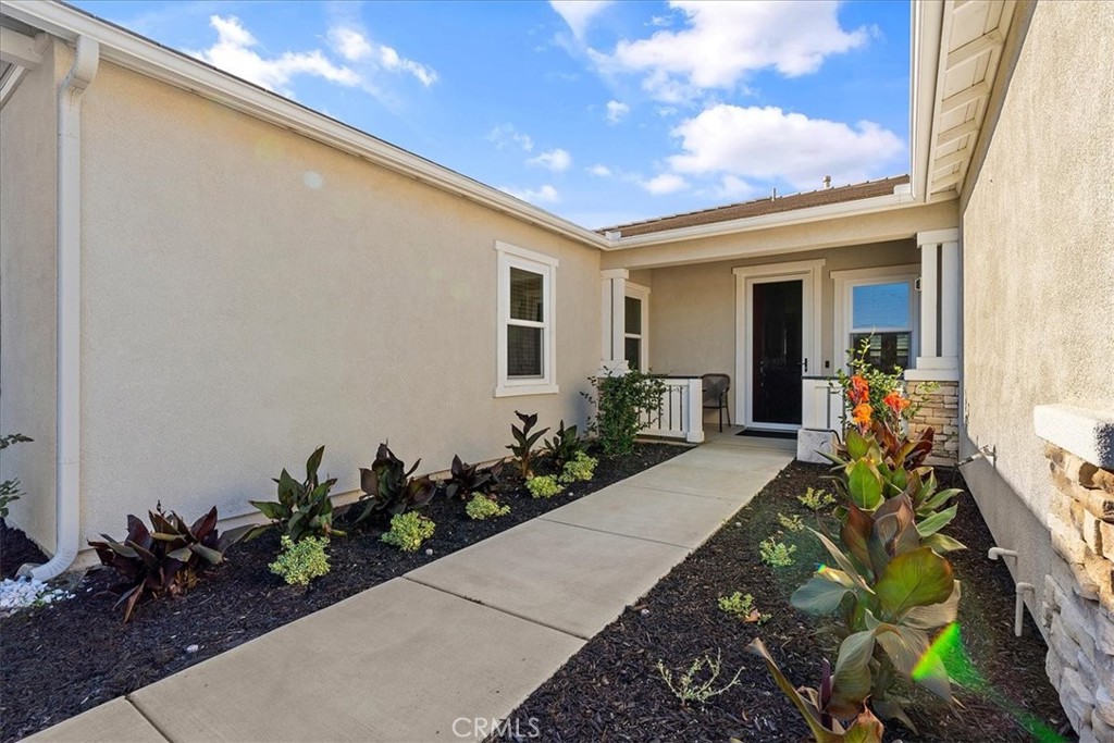 24061 Grafton Avenue