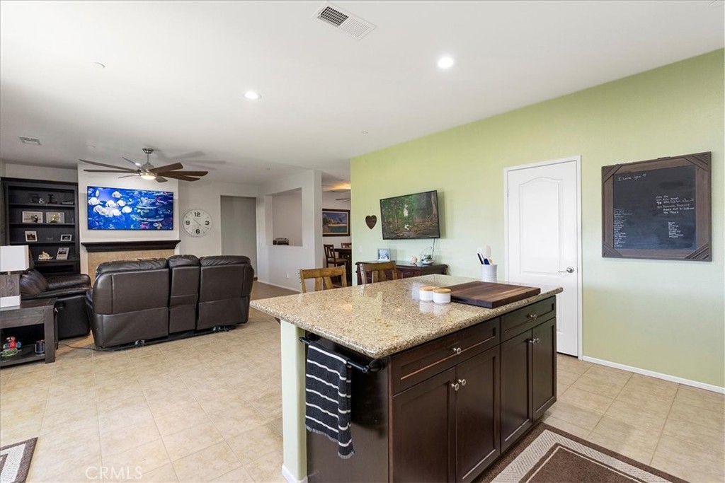 24061 Grafton Avenue