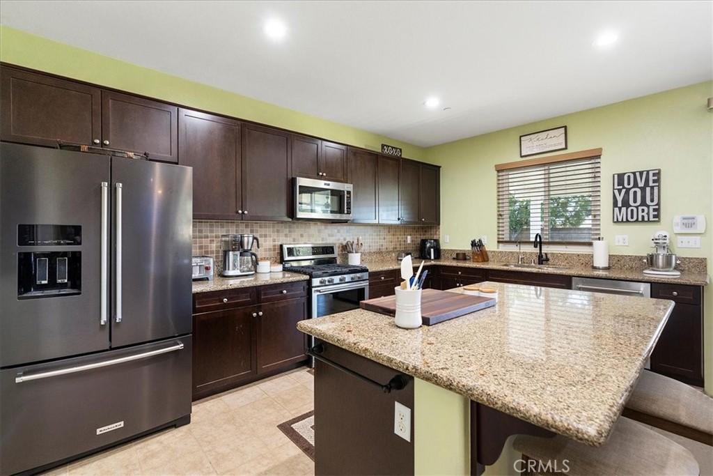 24061 Grafton Avenue