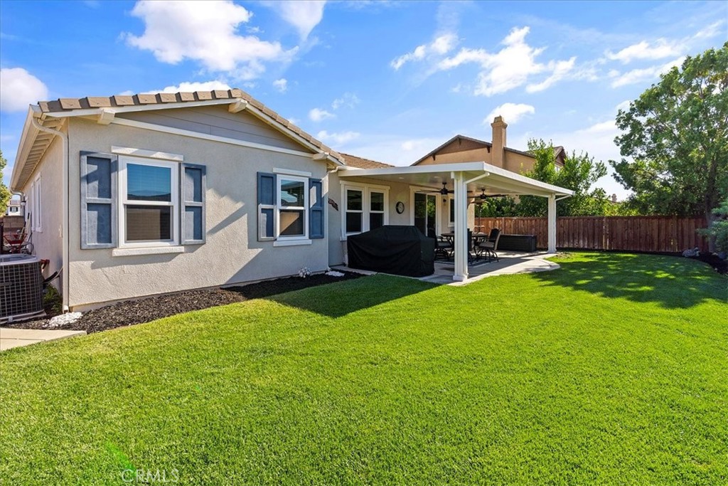 24061 Grafton Avenue