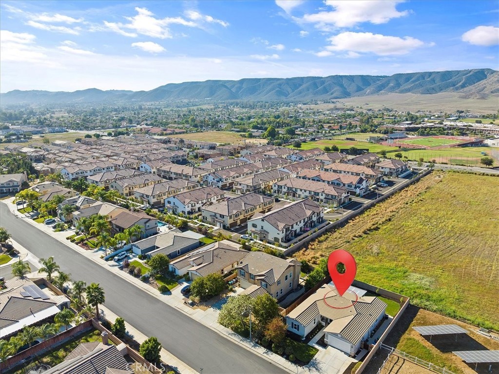 24061 Grafton Avenue