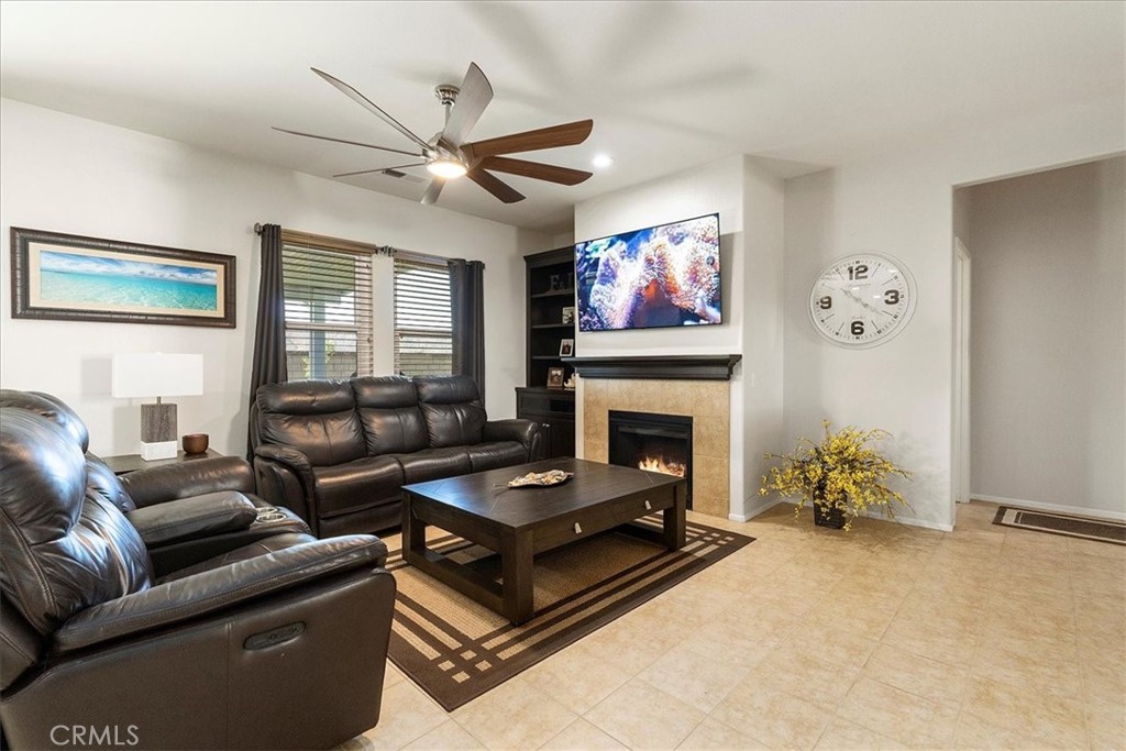 24061 Grafton Avenue