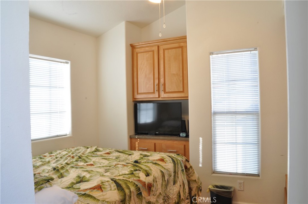 70200 Dillon Road 425