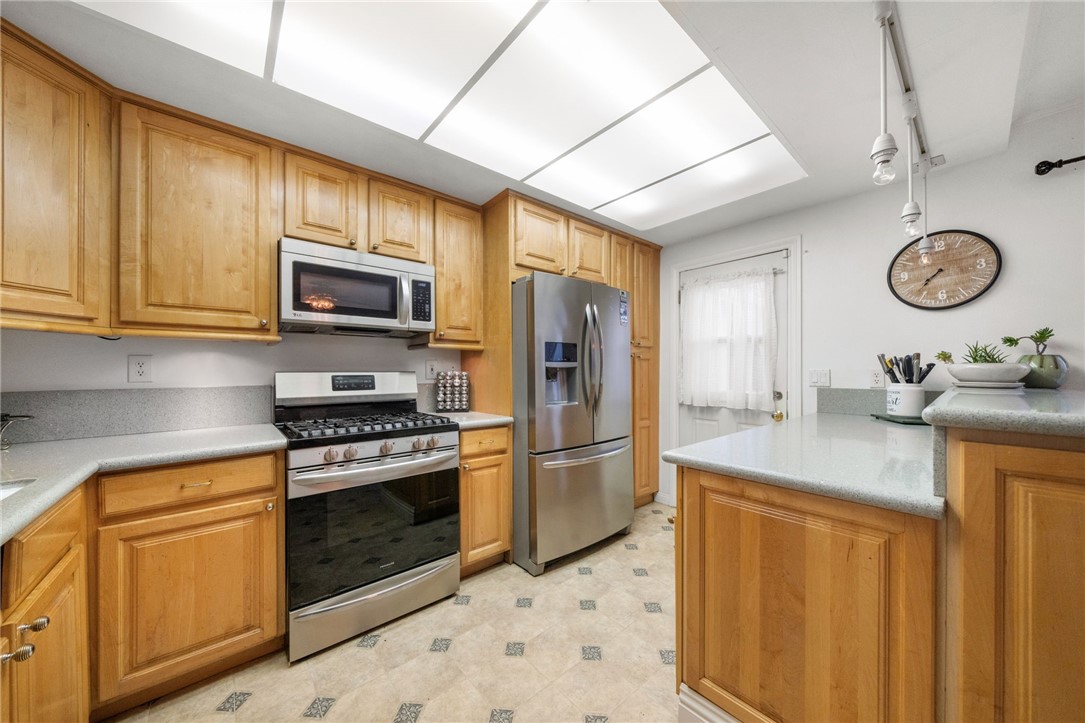 1115 Buena Vista Avenue